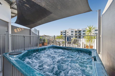 Dockside Apartments Mooloolaba - Accommodation Gladstone 10