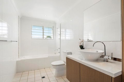 Nautilus On The Hill - Airlie Beach - Accommodation Gladstone 24