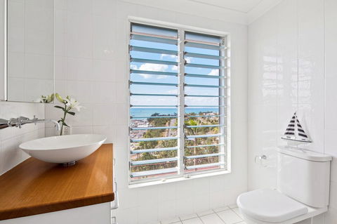 Nautilus On The Hill - Airlie Beach - Accommodation Gladstone 26
