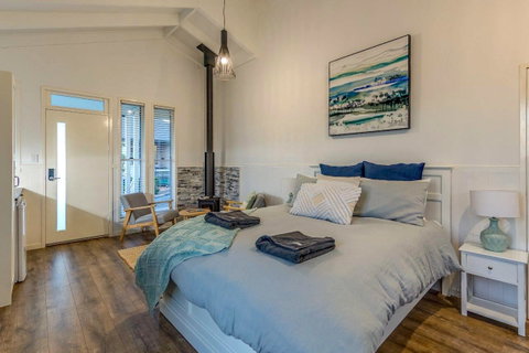Hampton Estate Wines - Accommodation Gladstone 5
