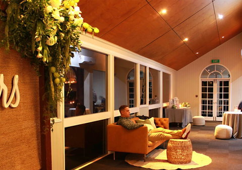 Hampton Estate Wines - Accommodation Gladstone 24