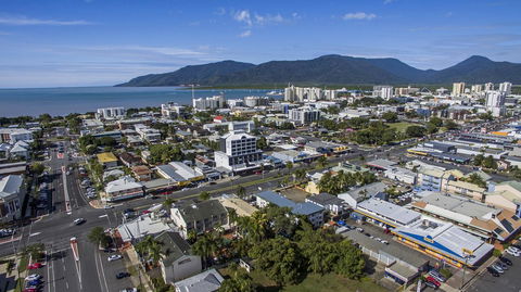 Sunshine Tower Hotel - Accommodation Gladstone 2