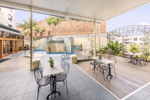 Hotel Diana - Accommodation Gladstone 17