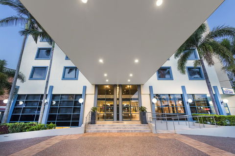 Hotel Diana - Accommodation Gladstone 1