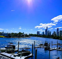 Surfers Hawaiian Apartments - Accommodation Gladstone