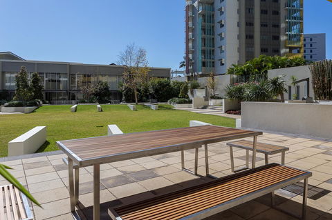 Oxygen Apartments - Accommodation Gladstone 18