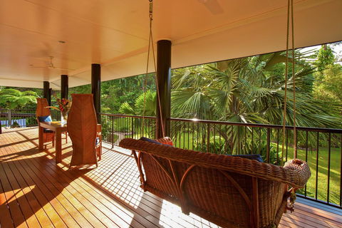Misty Mountains Rainforest Retreat - Accommodation Gladstone 34