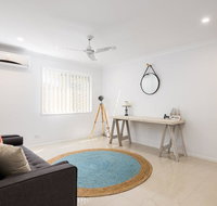 Briz Stays - Whites Road - Accommodation Gladstone