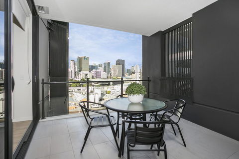 Arise Spice Apartments - Accommodation Gladstone 26