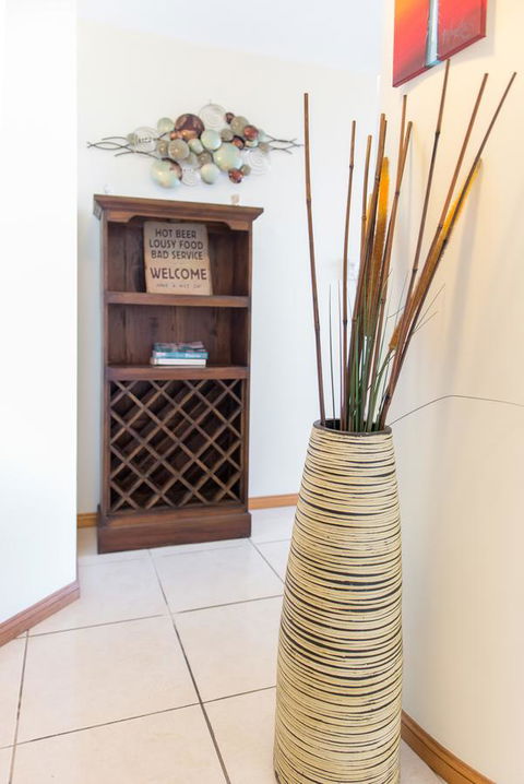 Paradise Penthouse At Waves - Airlie Beach - Accommodation Gladstone 18