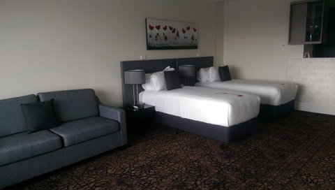 Calamvale Hotel Suites And Conference Centre - Accommodation Gladstone 19