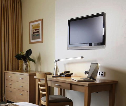 The Benson Hotel - Accommodation Gladstone 13