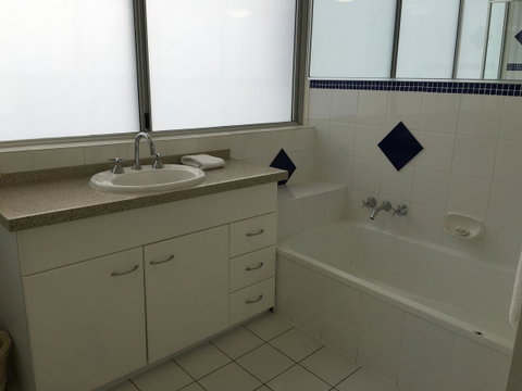 The Penthouses Apartments - Accommodation Gladstone 41