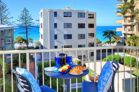 Surf Dance Apartments - Accommodation Gladstone 35