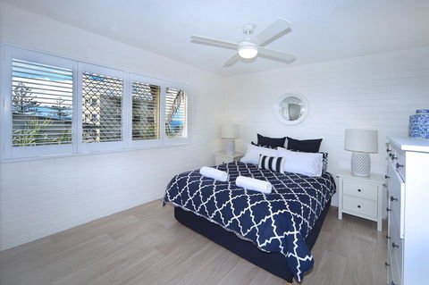 Surf Dance Apartments - Accommodation Gladstone 16