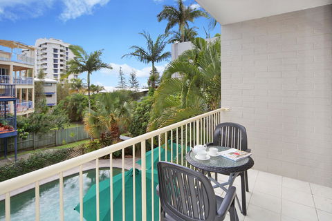 Surf Dance Apartments - Accommodation Gladstone 12