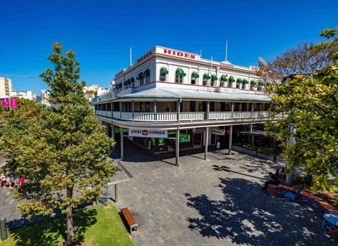 Hides Hotel - Accommodation Gladstone 21
