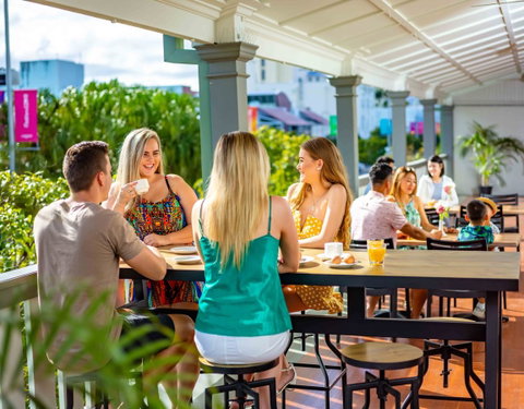 Hides Hotel - Accommodation Gladstone 30