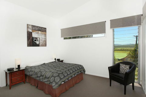 224 Centenary Heights Road Coolum Beach, 500 Dollar Bond, Linen Included - Accommodation Gladstone 13