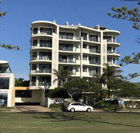 Meridian Alex Beach Apartments - Accommodation Gladstone
