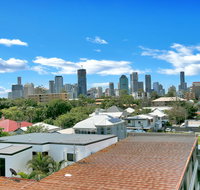 Kangaroo Point Central Hotel  Apartments - Accommodation Gladstone