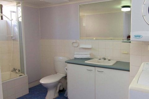 Enderley Gardens Resort - Accommodation Gladstone 36