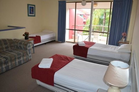Enderley Gardens Resort - Accommodation Gladstone 23