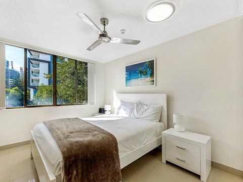 Enderley Gardens Resort - Accommodation Gladstone 10