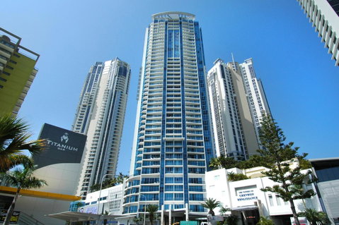 Chevron Renaissance - HR Surfers Paradise - Accommodation Gladstone 0