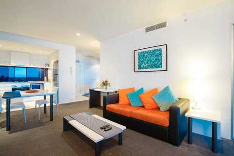 Circle On Cavill Surfers Paradise Apartments-Holiday Paradise - Accommodation Gladstone 18
