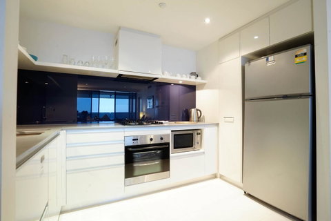 Circle On Cavill Surfers Paradise Apartments-Holiday Paradise - Accommodation Gladstone 10