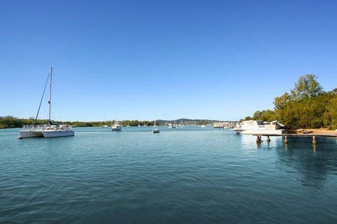 Regency Waterfront Noosa - Accommodation Gladstone 2