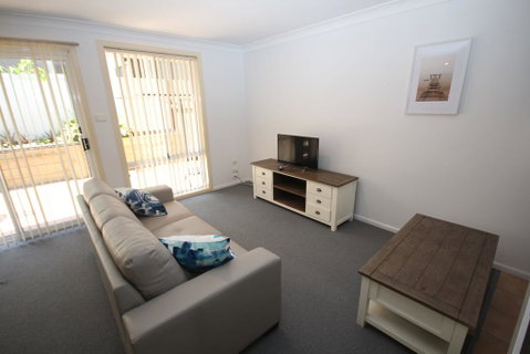 Waters Edge - Accommodation Gladstone 3