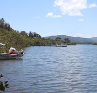 Waters Edge - Accommodation Gladstone