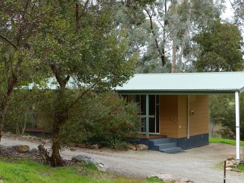 Watervale Retreat - Accommodation Gladstone 1