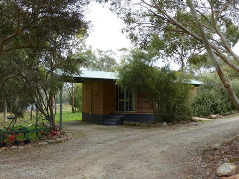 Watervale Retreat - Accommodation Gladstone 2