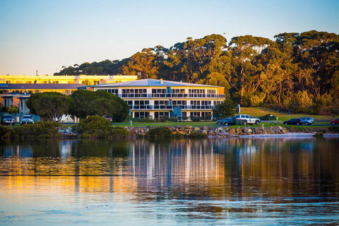 Waterview Luxury Apartments - Accommodation Gladstone 0