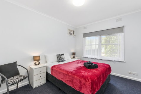 Wattle Grove Villa - Accommodation Gladstone 1