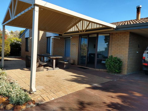 Wave Walk - Accommodation Gladstone 3