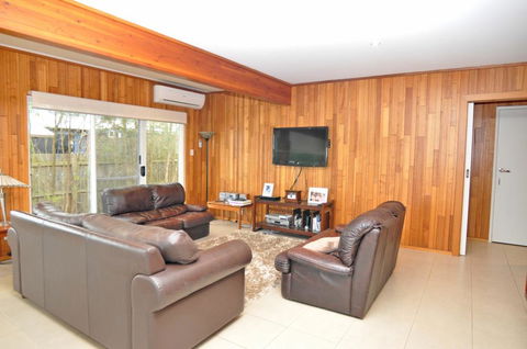 WELCOME BREAK - PET FRIENDLY - Accommodation Gladstone 1