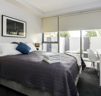 Well-Appointed 3 Bedroom 2 Bath Parking  Pool - Accommodation Gladstone