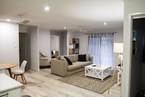 Wellington Parade 1/15a, Shelly Beach, Caloundra - Accommodation Gladstone 3