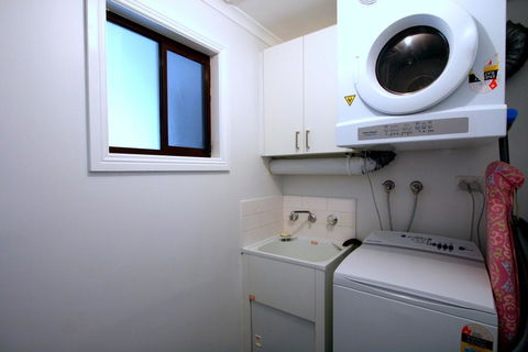 Wendaleigh 5/26 Clyde Street - Accommodation Gladstone 3