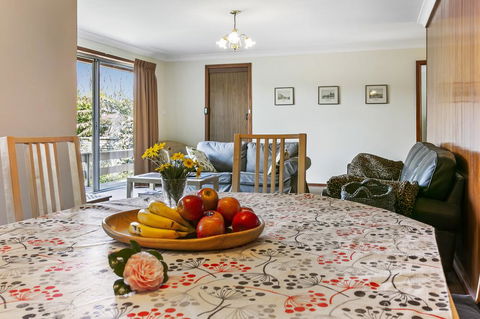 Wentworth Rose - Accommodation Gladstone 1