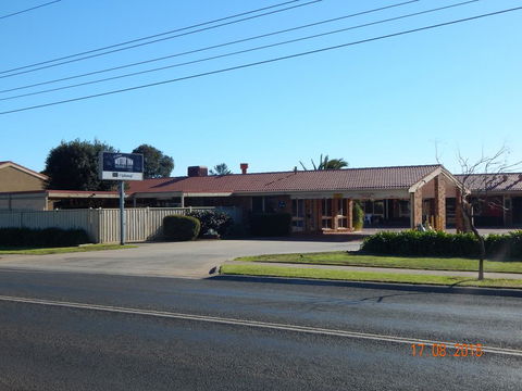 Werribee Park Motor Inn - Accommodation Gladstone 0