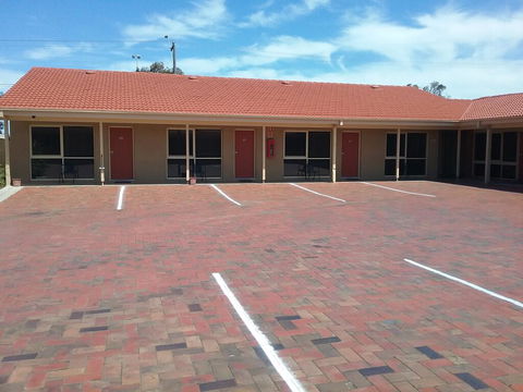 Werribee Park Motor Inn - Accommodation Gladstone 3