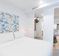 West End Executive Suite on the Brisbane River. - Accommodation Gladstone