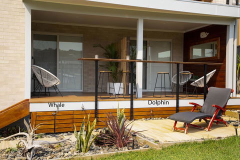Whale Studio Apartment, 1a Ocean Street - Accommodation Gladstone 3