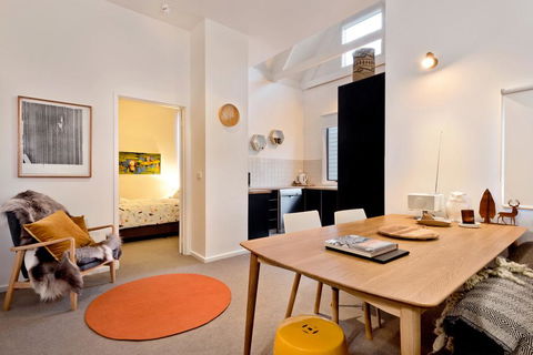 Whiskey Flat 2 - Accommodation Gladstone 2