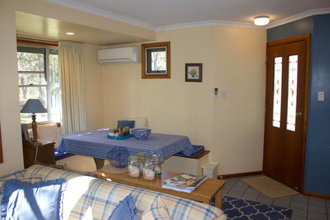 Whiskey Gully Wines - Accommodation Gladstone 1